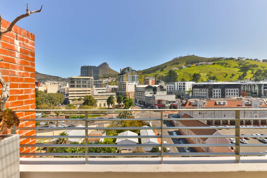 1 Bedroom Property for Sale in De Waterkant Western Cape
